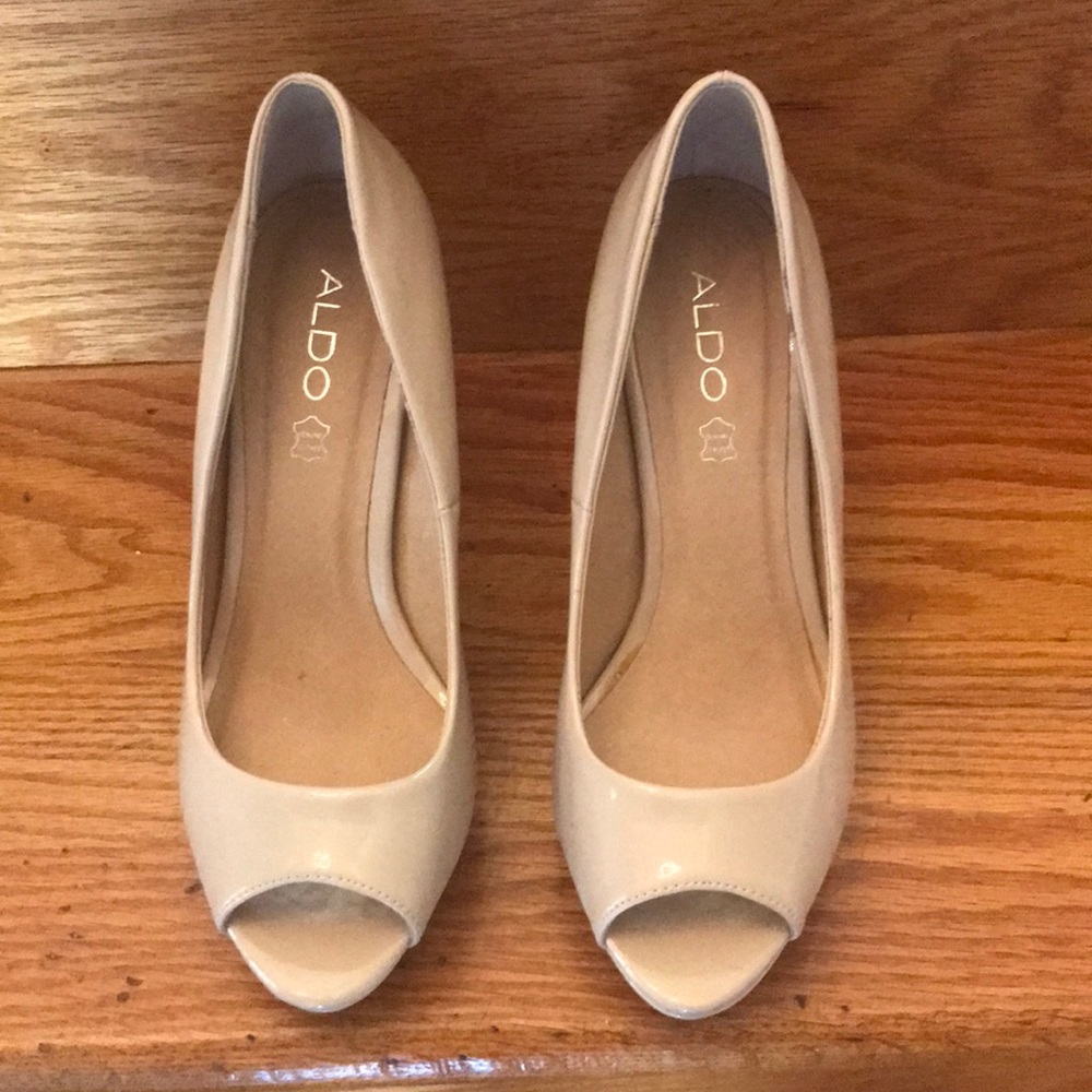 Aldo Tan Genuine leather high heals